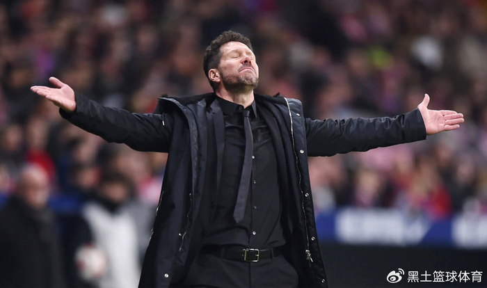 五星体育官网-4-1大胜！1-0绝杀！西甲最新积分榜：巴萨甩开皇马，马竞反超黄潜|巴塞罗那|比利亚雷亚尔|皇家奥维耶多|奥维耶多|皇家马德里_新浪体育_新浪新闻